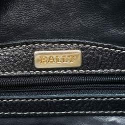 مملوكة مسبقًا حقيبة كروس بودي بالي جلد أسود/بني بتفاصيل منسوجة