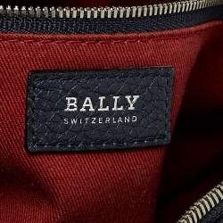 Pre Owned Bally Navy Blue Leather Zipped Crossbody Bag
