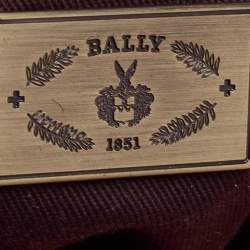 Pre Owned Bally Beige Quilt Stitched Leather Tote