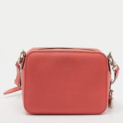 Pre Owned Bally Pink Textured Leather Zip Camera Crossbody Bag