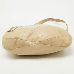 Pre Owned Bally Cream Leather Front Zip Pocket Hobo