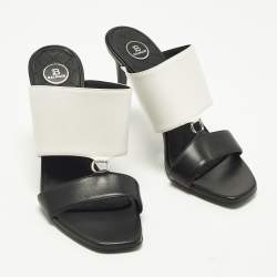 مملوكة مسبقًا Balmain Size 39 Black/White Leather Slide Sandals