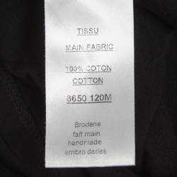 مملوكة مسبقًا تي شيرت بالمين جيزيه مزين باللآلئ السوداء مقاس متوسط