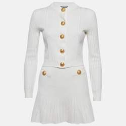 Pre Owned تنورة وبلوزة بالمان مضلعة بيضاء بتفاصيل أزرار مقاس صغير - سمول