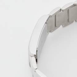 Pre Owned Baume and Mercier Mother of Pearl Stainless Steel Diamond Hampton 65406 Women's Wristwatch 20 mm