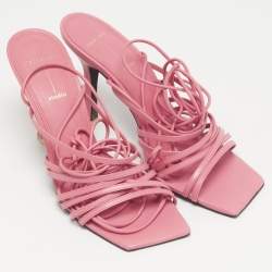 مملوكة مسبقًا Black Suede Studio Size 40 Pink Leather Ankle Strap Sandals