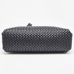 Pre Owned Bottega Veneta Black Padded Intrecciato Leather Medium Top Handle Bag