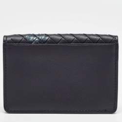 Pre Owned محفظة بطاقات بوتيغا فينيتا جلد ثعبان وجلد أزرق كحلي إنترشياتو