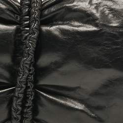 مملوكة مسبقًا Bottega Veneta Black Padded Leather Bifold Clutch