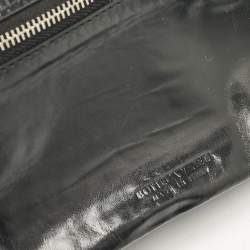 مملوكة مسبقًا Bottega Veneta Black Padded Leather Bifold Clutch