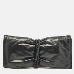 مملوكة مسبقًا Bottega Veneta Black Padded Leather Bifold Clutch