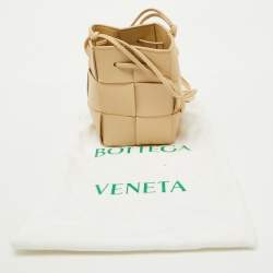 Pre Owned Bottega Veneta Porridge Cream Leather Mini Cassette Bucket Bag