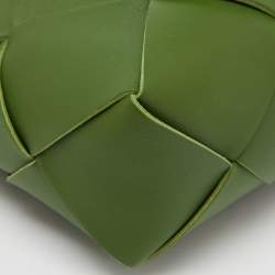 Pre Owned Bottega Veneta Green Leather Mini Cassette Camera Bag
