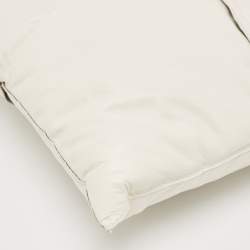 Pre Owned حقيبة بوتيغا فينيتا كبيرة الحجم بجلد إنتشياتو مبطن أبيض مع سحاب