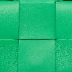 Pre Owned Bottega Veneta Green Intrecciato Leather Mini Candy Cassette Crossbody Bag
