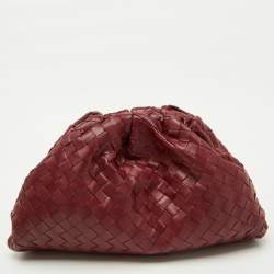 مملوكة مسبقًا Bottega Veneta Burgundy Intrecciato Leather Teen Pouch Clutch