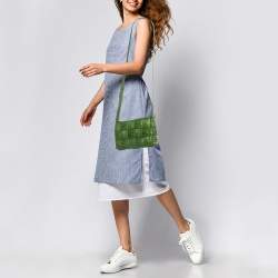 Pre Owned Bottega Veneta Green Plisse Intreccio Leather Cassette Shoulder Bag