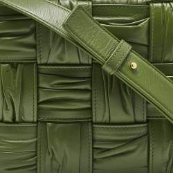 Pre Owned Bottega Veneta Green Plisse Intreccio Leather Cassette Shoulder Bag