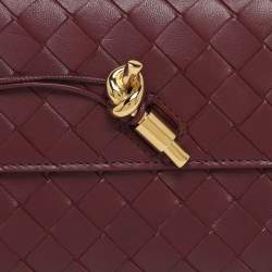 Pre Owned Bottega Veneta Burgundy Intrecciato Leather Medium Andiamo Clutch