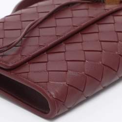 Pre Owned Bottega Veneta Burgundy Intrecciato Leather Medium Andiamo Clutch