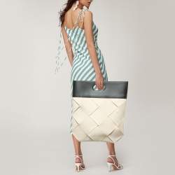 Pre Owned Bottega Veneta Beige/Black Intrecciato Canvas and Leather Slip Tote