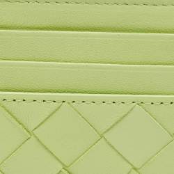 مملوكة مسبقًا حافظة بطاقات بوتيغا فينيتا جلد أنترشياتو أخضر فاتح