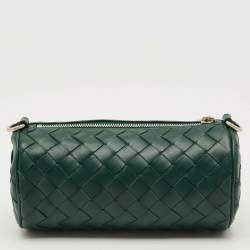مملوكة مسبقًا حقيبة كروس بوتيغا فينيتا مصغرة اسطوانة جلد انتريشياتو أخضر