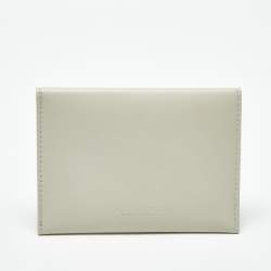 مملوكة مسبقًا Bottega Veneta Off White Leather Envelope Card Holder