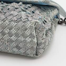 مملوكة مسبقًا Bottega Veneta Grey/Blue Snakeskin Olimpia Shoulder Bag