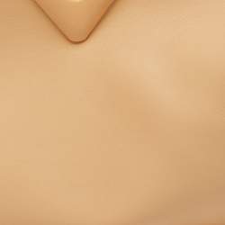 Pre Owned Bottega Veneta Beige Leather The Triangle Shoulder Bag