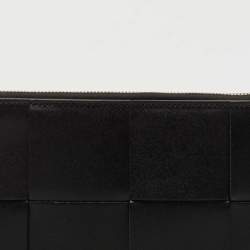 Pre Owned Bottega Veneta Black Intrecciato Leather Bill Wristlet Pouch