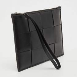 Pre Owned Bottega Veneta Black Intrecciato Leather Bill Wristlet Pouch