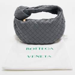 مملوكة مسبقًا Bottega Veneta Grey Intrecciato Leather Mini Jodie Hobo