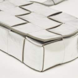Pre Owned Bottega Veneta Silver Intreccio Leather Cassette Shoulder Bag