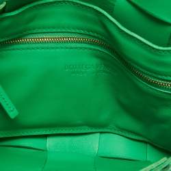 مملوكة مسبقًا Bottega Veneta Green Intrecciato Leather Cassette Shoulder Bag