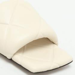 Pre Owned Bottega Veneta Cream Leather Lido Flat Slides Size 37