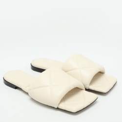 Pre Owned Bottega Veneta Cream Leather Lido Flat Slides Size 37