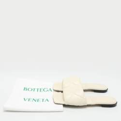 Pre Owned Bottega Veneta Cream Leather Lido Flat Slides Size 37