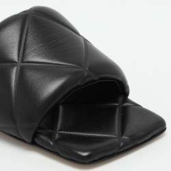 Bottega Veneta Black Leather Lido Flat Slides Size 36