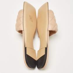Pre Owned Bottega Veneta Beige Quilted Leather Lido Flat Slides Size 38