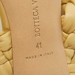 مملوكة مسبقًا Bottega Veneta Beige Intrecciato Leather Twisted Padded BV Curve Slide Sandals Size 41