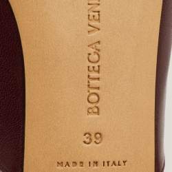 مملوكة مسبقًا حذاء ميول كعب منخفض بوتيغا فينيتا جلد بورغندي مقاس 39