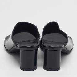 مملوكة مسبقًا صندل سلايد بوتيغا فينيتا جلد أسود أوتوميك مقاس 40