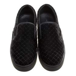 Pre Owned Bottega Veneta Black Quilted Velvet Dodger Intrecciato Slip On Sneakers Size 36