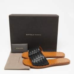 مملوكة مسبقًا صندل سلايد فلات بوتيغا فينيتا جلد أنترشياتو أزرق مقاس 38