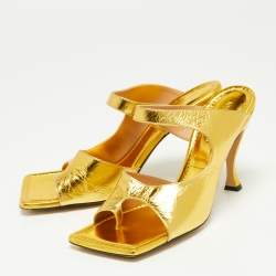 Pre Owned Bottega Veneta Gold Leather Vitello Lamé Square-Toe Sandals Size 41 