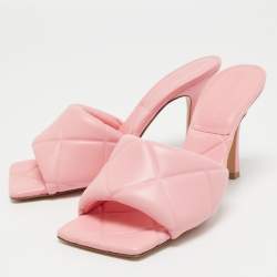 مملوكة مسبقًا Bottega Veneta Pink Quilted Leather Lido Slide Sandals Size 39.5