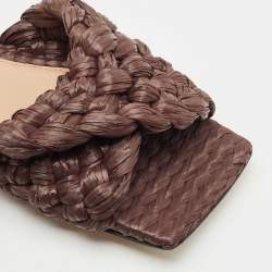 مملوكة مسبقًا Bottega Veneta Dark Brown Raffia Intrecciato Slide Flat Size 36.5