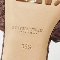 مملوكة مسبقًا Bottega Veneta Dark Brown Raffia Intrecciato Slide Flat Size 36.5