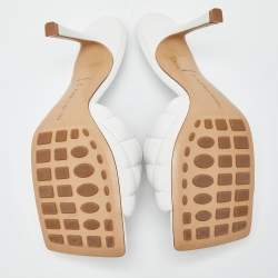 Pre Owned Bottega Veneta White Leather Quilted Slides Size 40